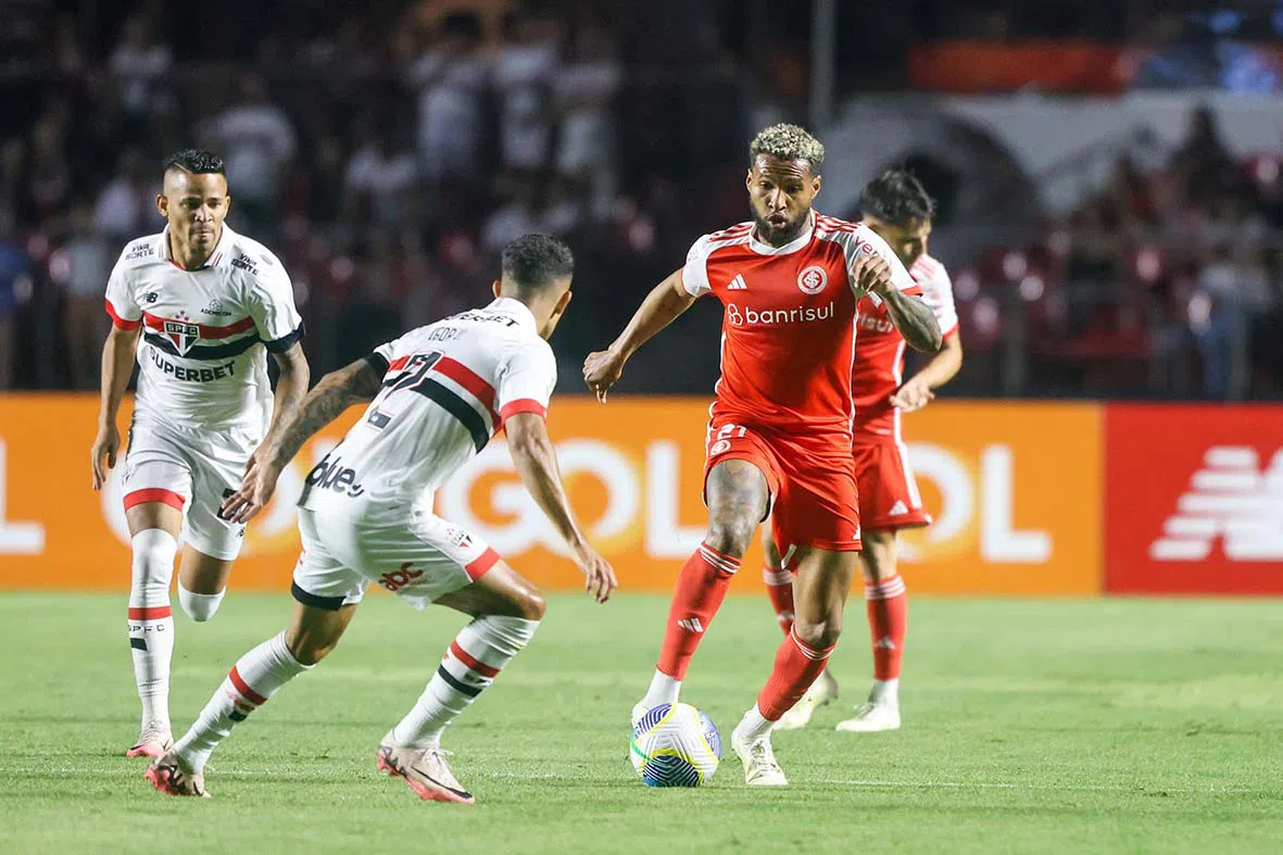 Internacional x São Paulo hoje: onde assistir, escalações e palpites