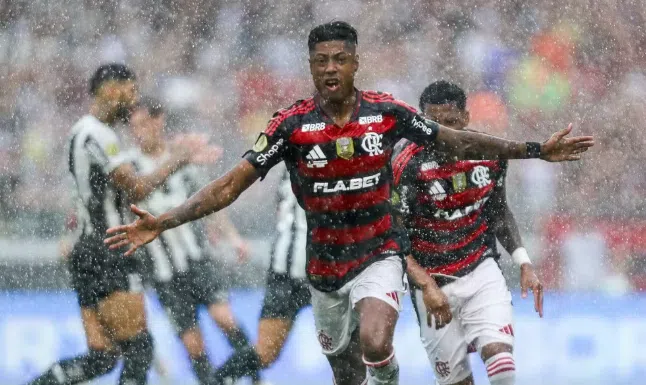 Botafogo 1 x 3 Flamengo: Rubro-Negro atropela Botafogo e Conquista Supercopa do Brasil 2025