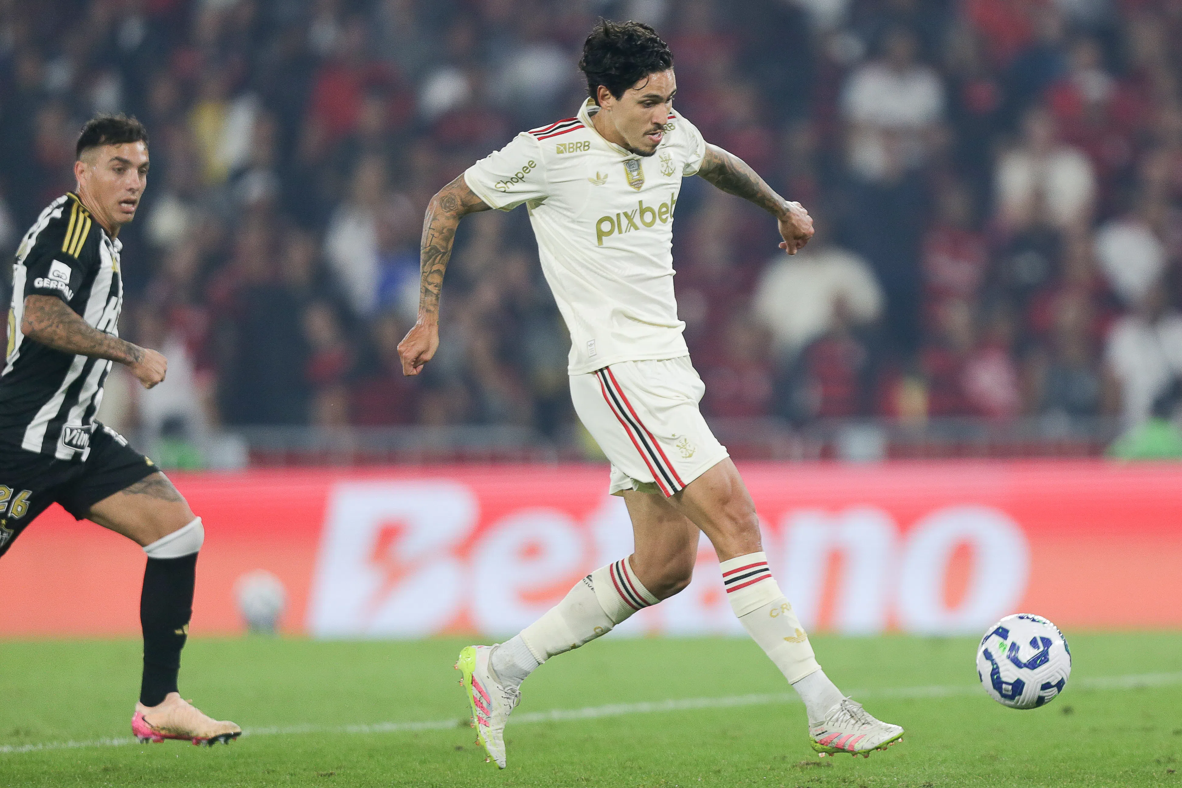 Onde vai passar Ceará x Flamengo hoje (03) ao vivo na Série A; Transmissão, horário e escalações da partida