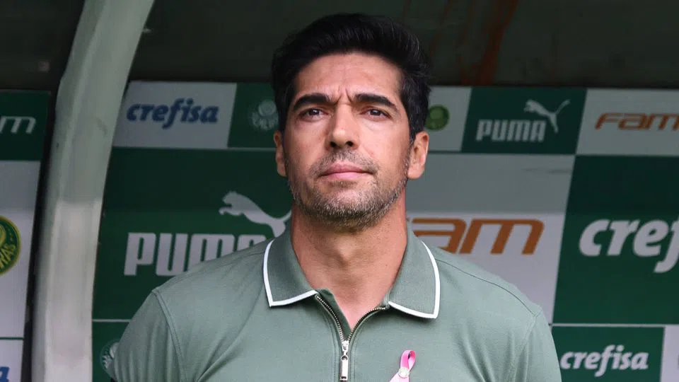 Abel Ferreira reconhece culpa do Palmeiras: “Se temos de nos queixar de alguém é de nós”