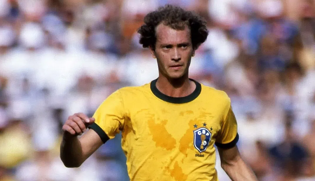 Paulo Roberto Falcão: O Maestro que Encantou o Futebol Mundial