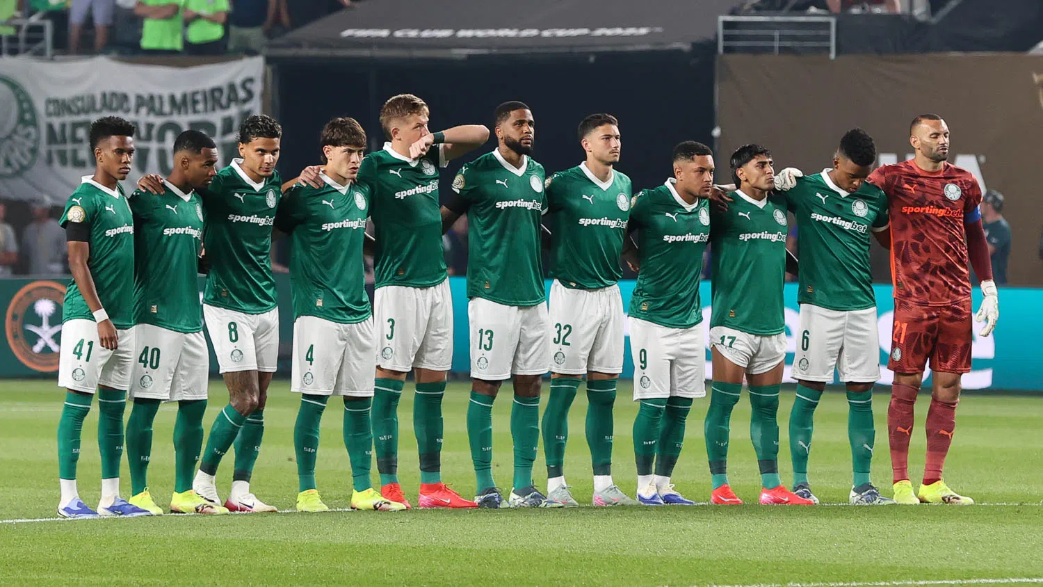 Com desfalques importantes no elenco, Palmeiras retorna ao Brasil e deve anuncia reforço em breve; confira
