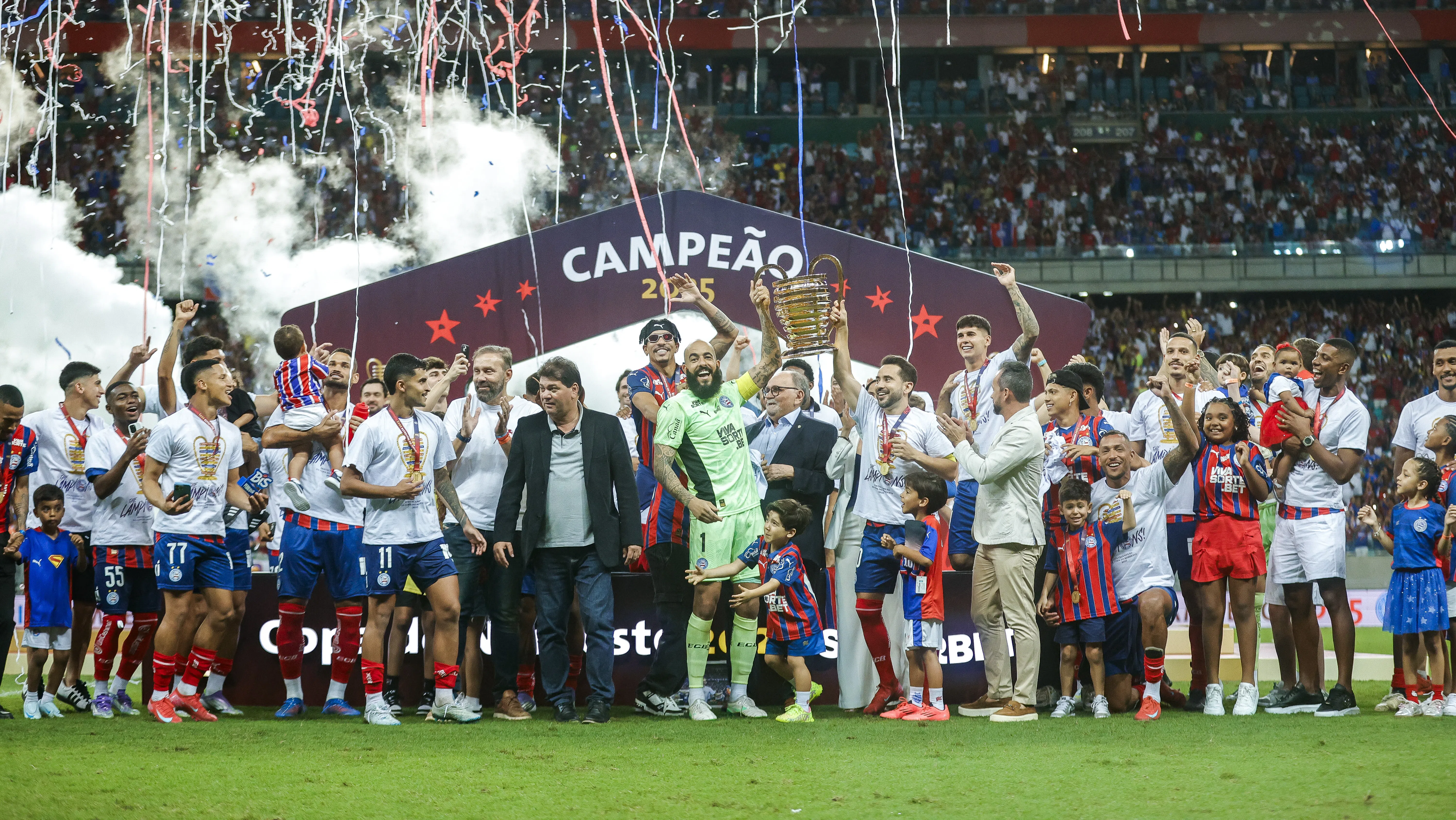 Bahia goleia o Confiança mais uma vez e conquista seu quinto título da Copa do Nordeste; veja como foi o jogo