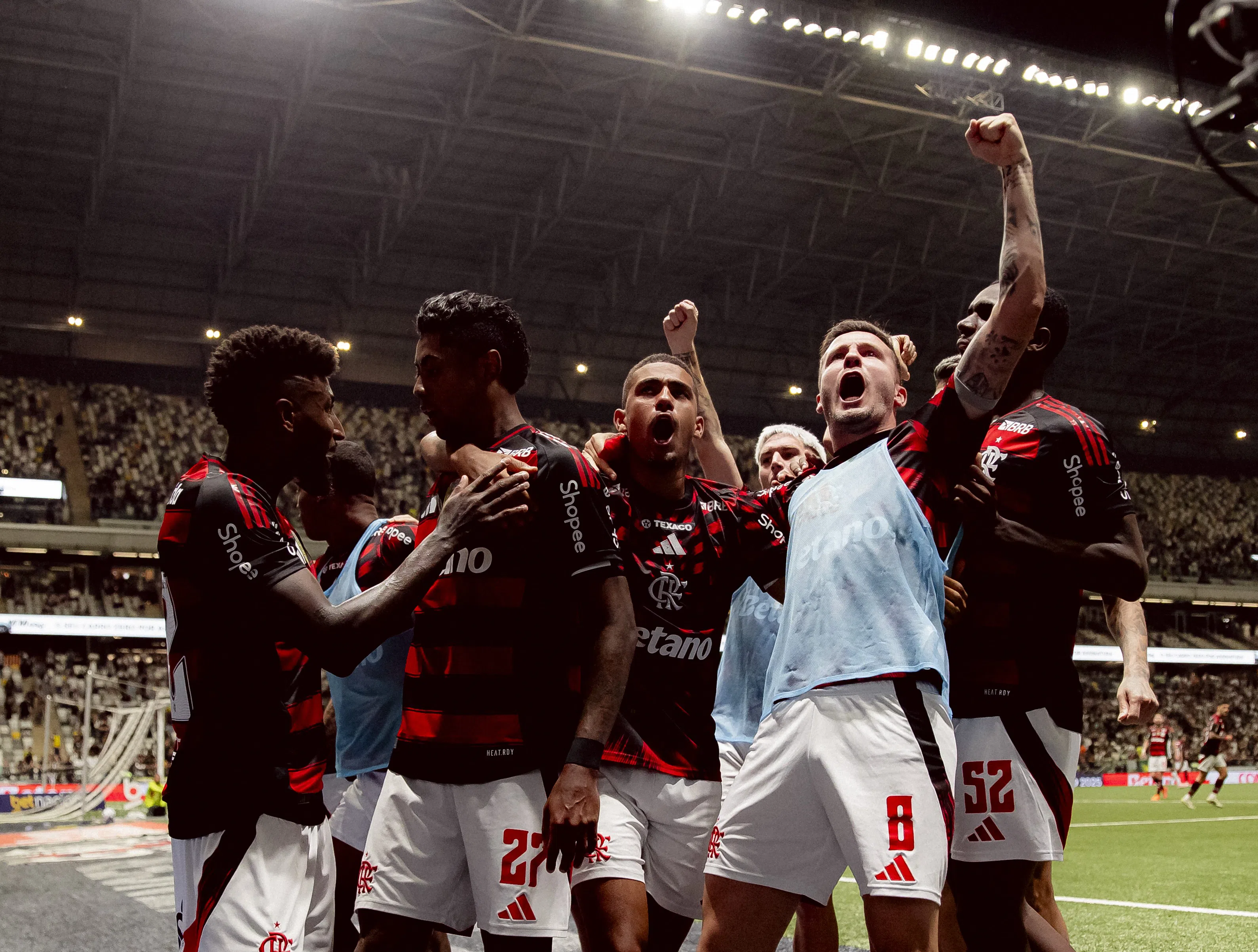 Onde assistir Cruz Azul x Flamengo hoje (10) ao vivo: Saiba horário, escalações e transmissões da partida no Intercontinental