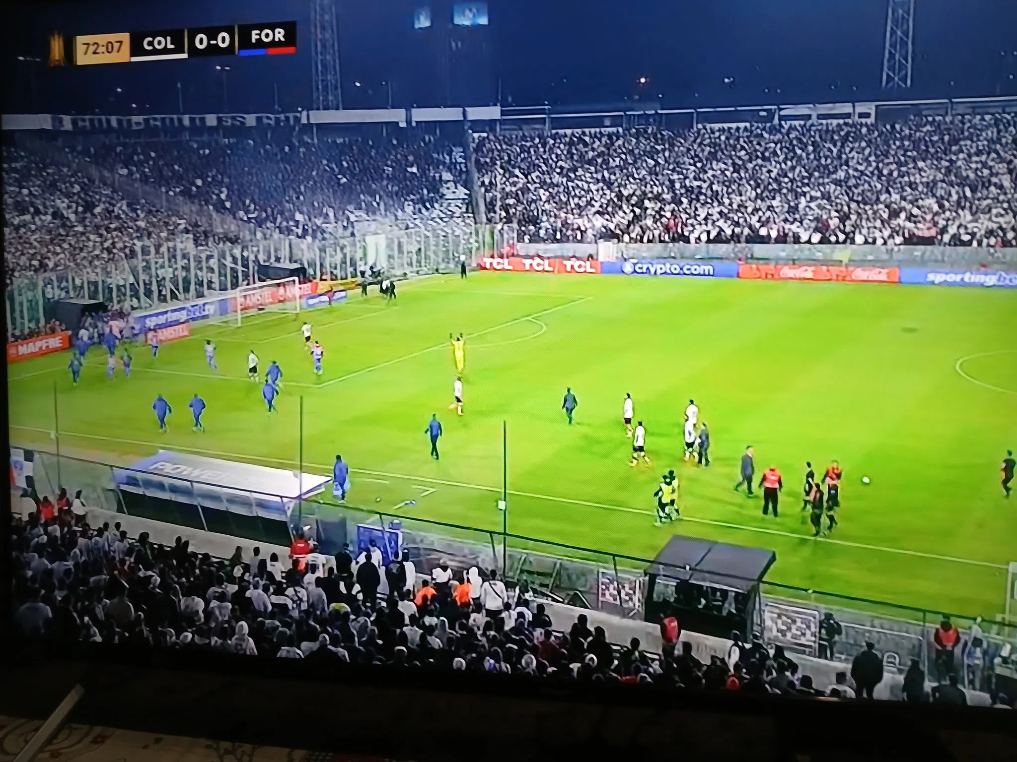 Tragédia no Chile: Violência Interrompe Jogo entre Colo-Colo e Fortaleza na Libertadores