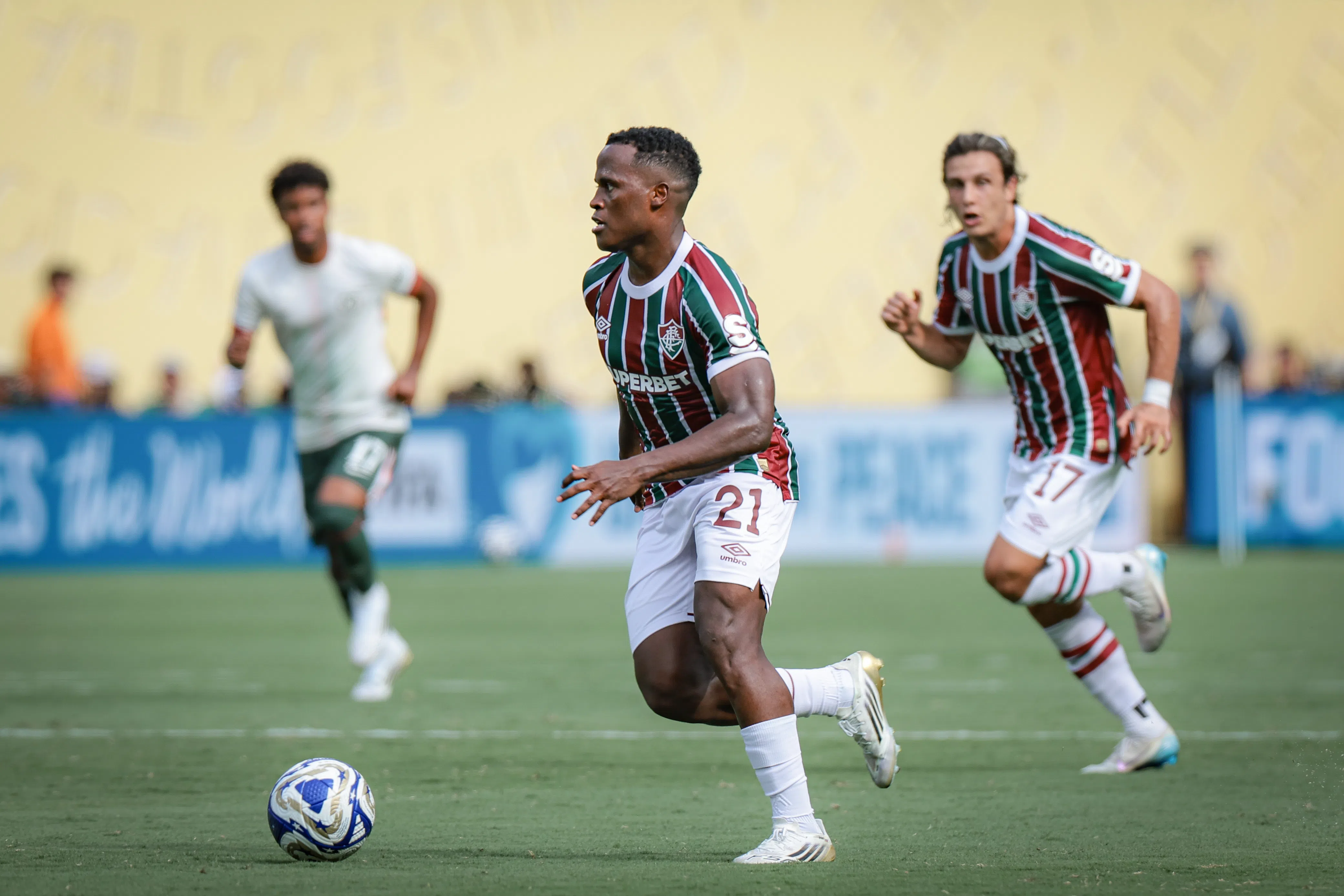 Após eliminação no Mundial de Clubes, Arias pode deixar o Fluminense na próxima janela