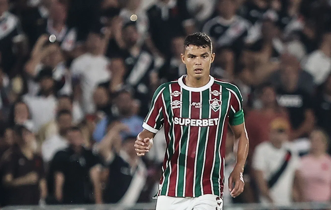 Thiago Silva se despede dos companheiros após eliminação e deve deixar o Fluminense