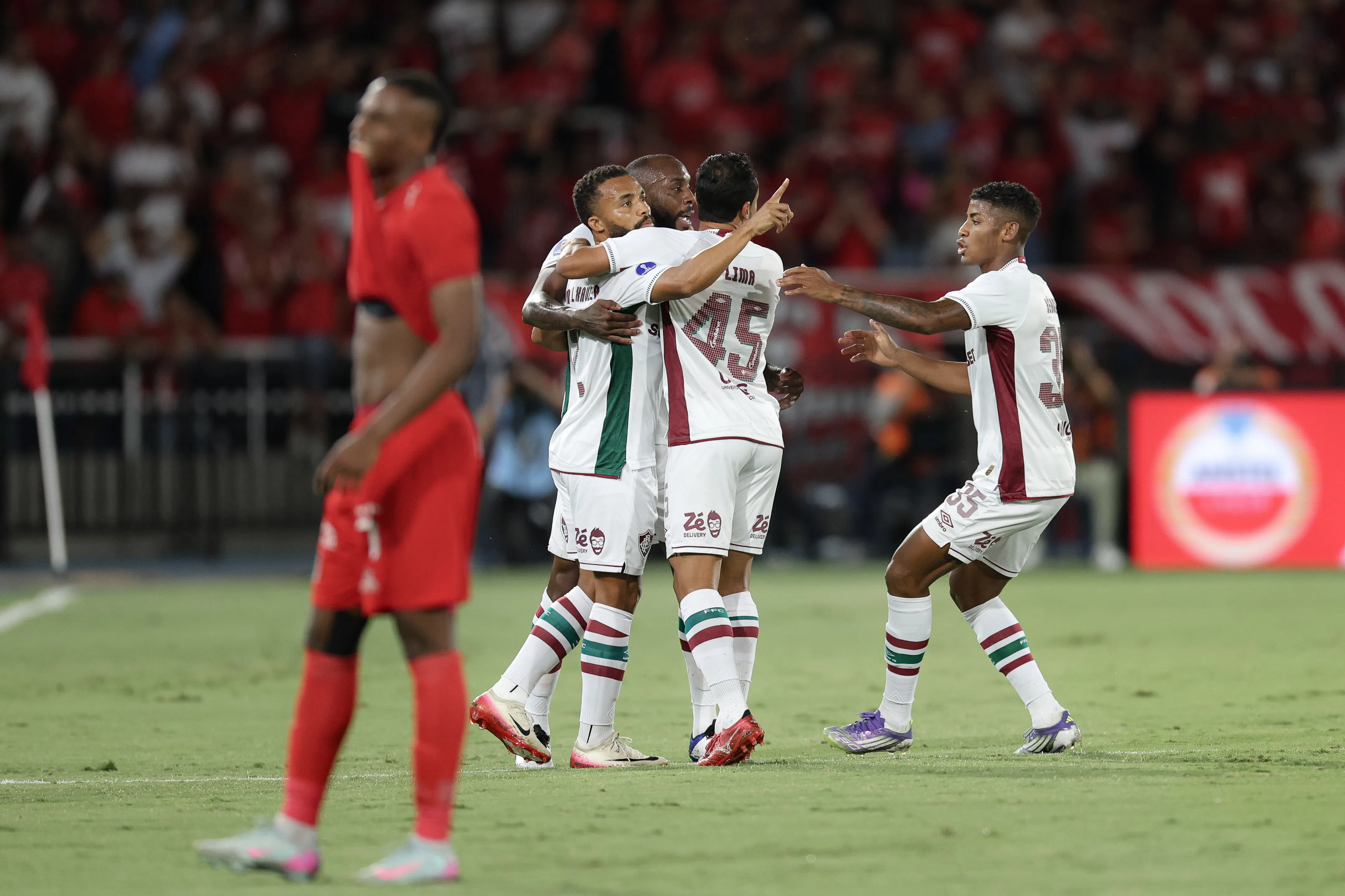 Transmissão Fluminense x Fortaleza hoje (16) ao vivo: Saiba onde assistir, escalações e horário do jogo do Brasileirão