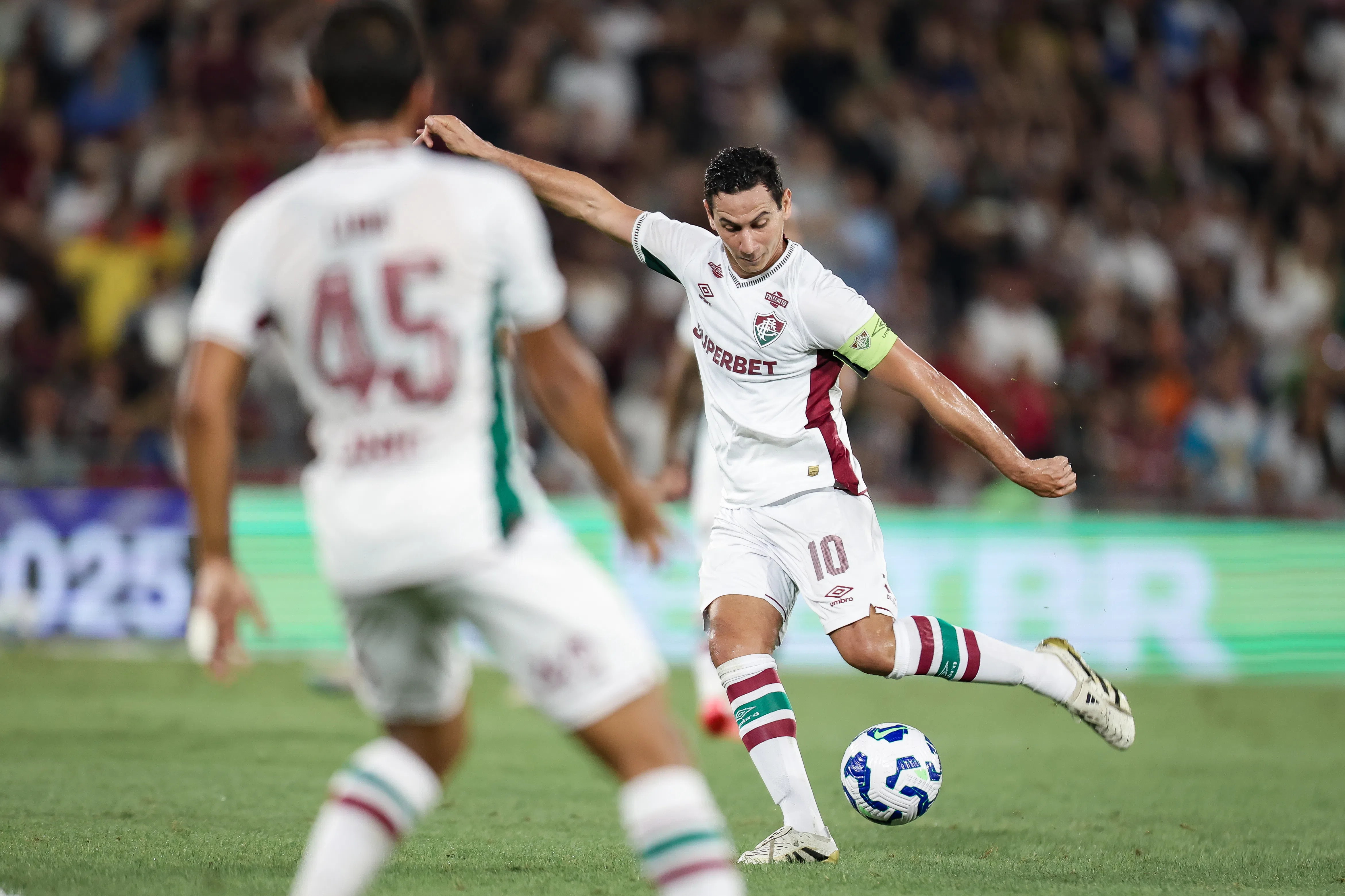 Onde assistir Lanús x Fluminense hoje (16) ao vivo: Saiba horário, escalações e transmissão da partida da Sul-Americana