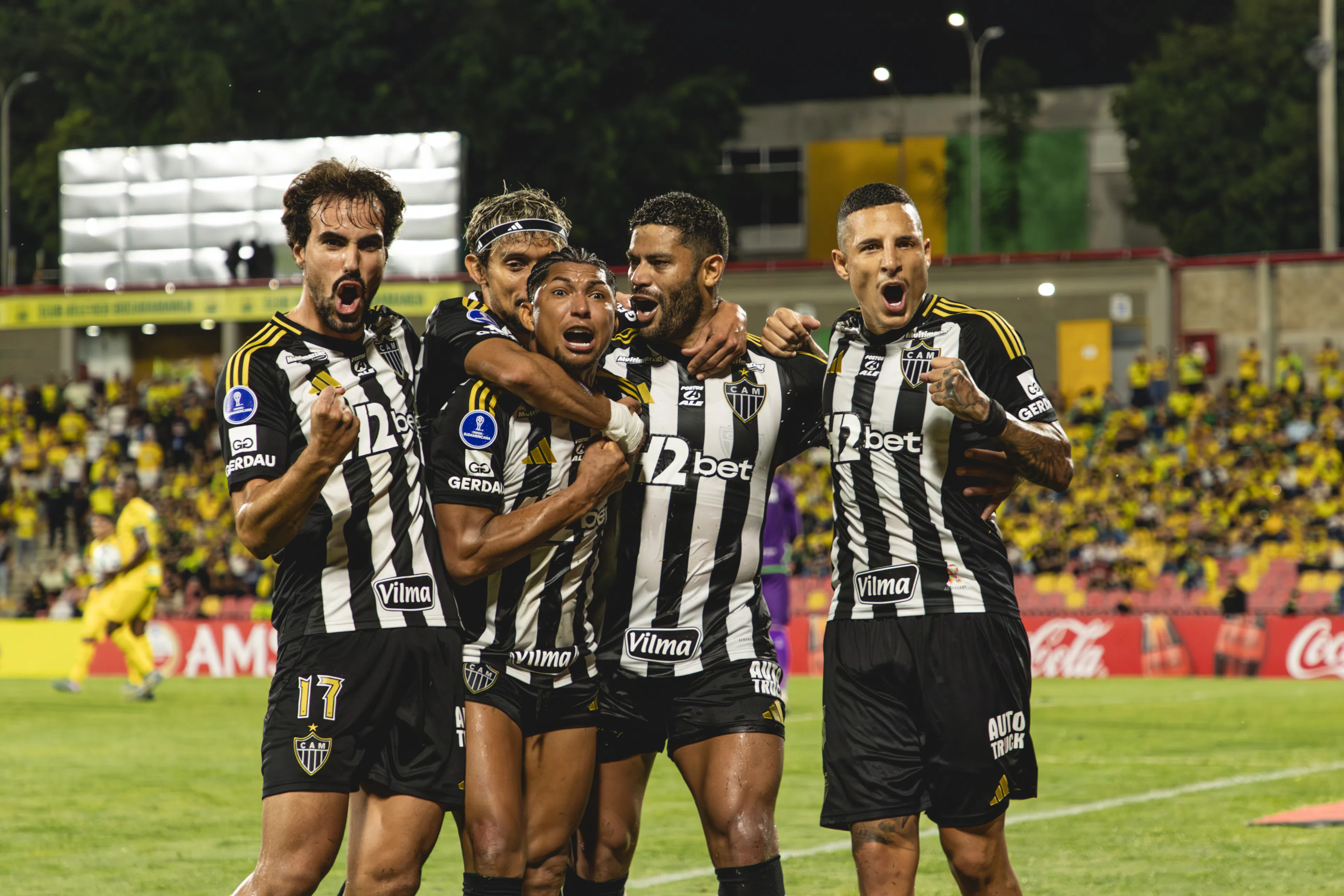Atlético-MG supera Bucaramanga na Colômbia com gol de pênalti de Hulk e vantagem na Sul-Americana