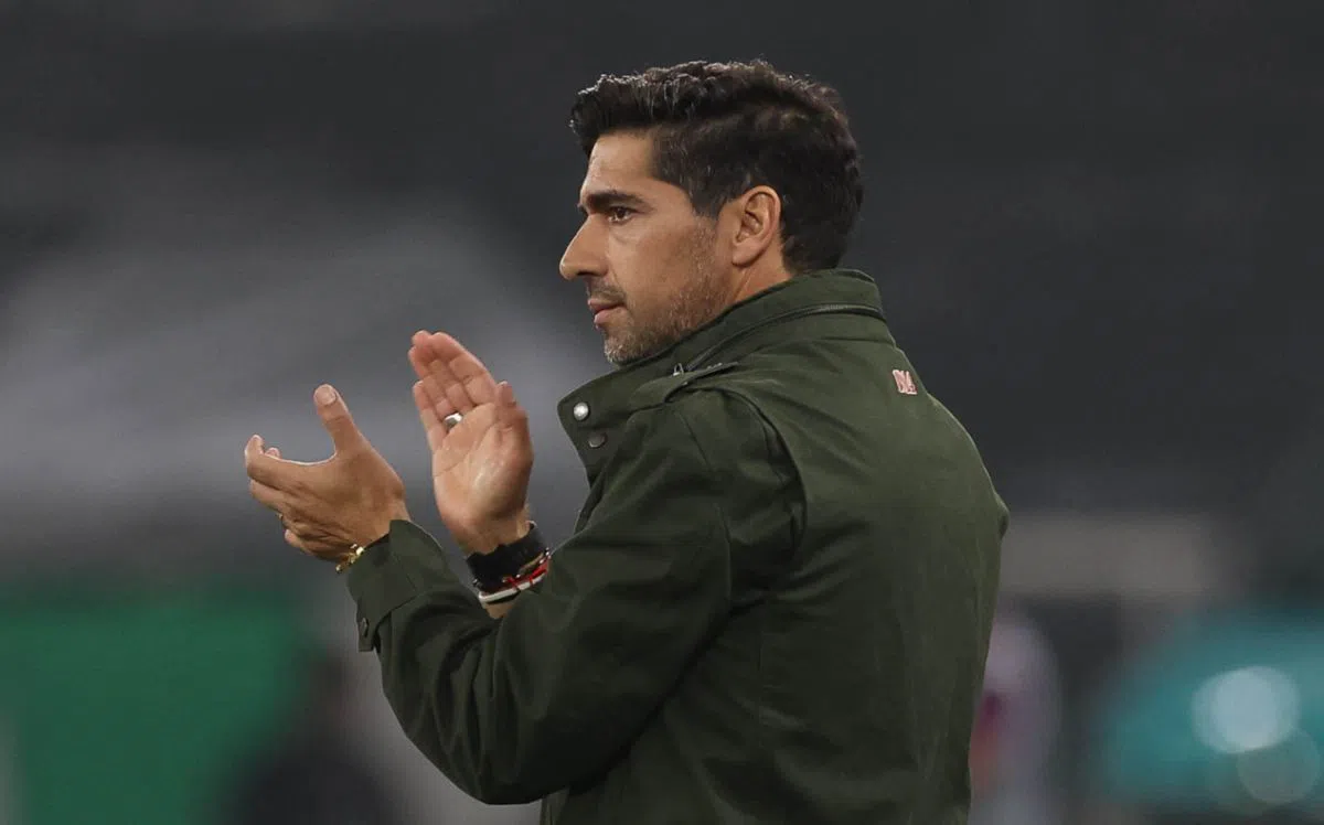 Abel Ferreira recusou o Nottingham Forest antes de renovar com o Palmeiras até 2027