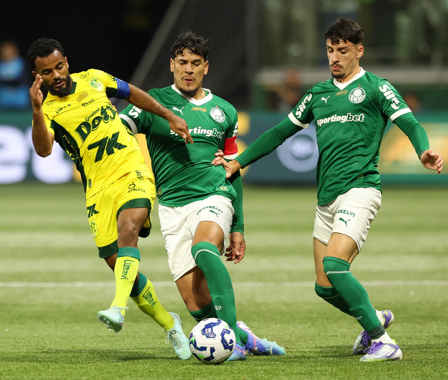 Onde assistir Palmeiras x Atlético-MG ao vivo: Transmissão, horário e escalações da partida da Série A