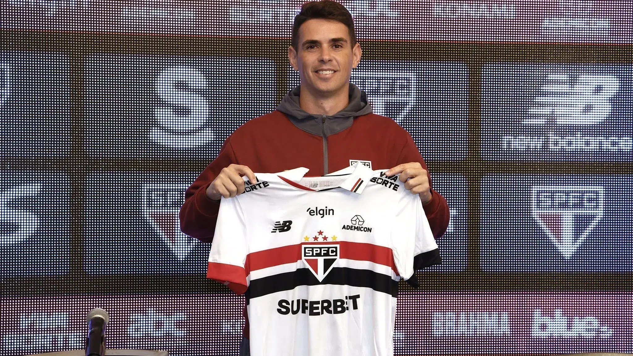 Maiores salários do futebol brasileiro: entenda quem lidera em 2025