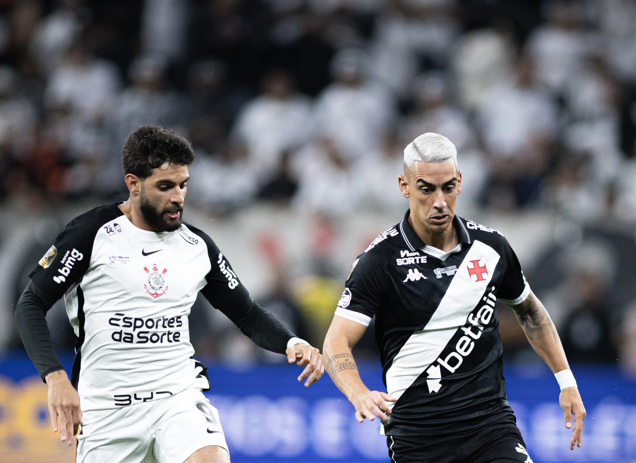 Onde assistir Vasco x Corinthians hoje (21) ao vivo: Saiba horário, escalações e transmissão da decisão da Copa do Brasil