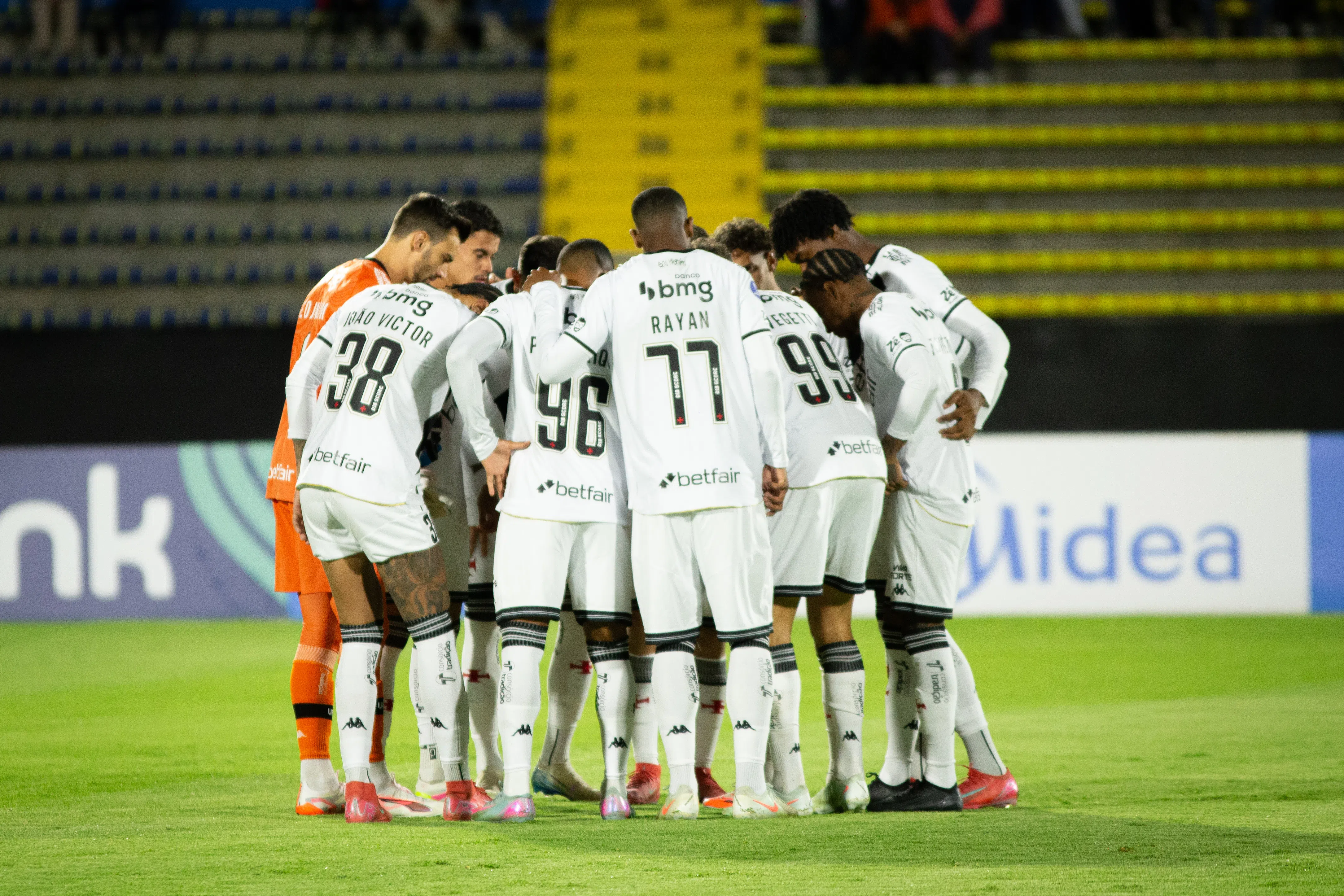 Onde assistir Vasco x Del Valle hoje (22) ao vivo: Transmissão, horário e escalações da partida da Sul-Americana