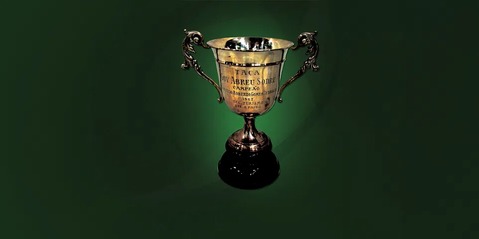 Taça Roberto Gomes Pedrosa: O Legado de um Campeonato que Transformou o Futebol Brasileiro