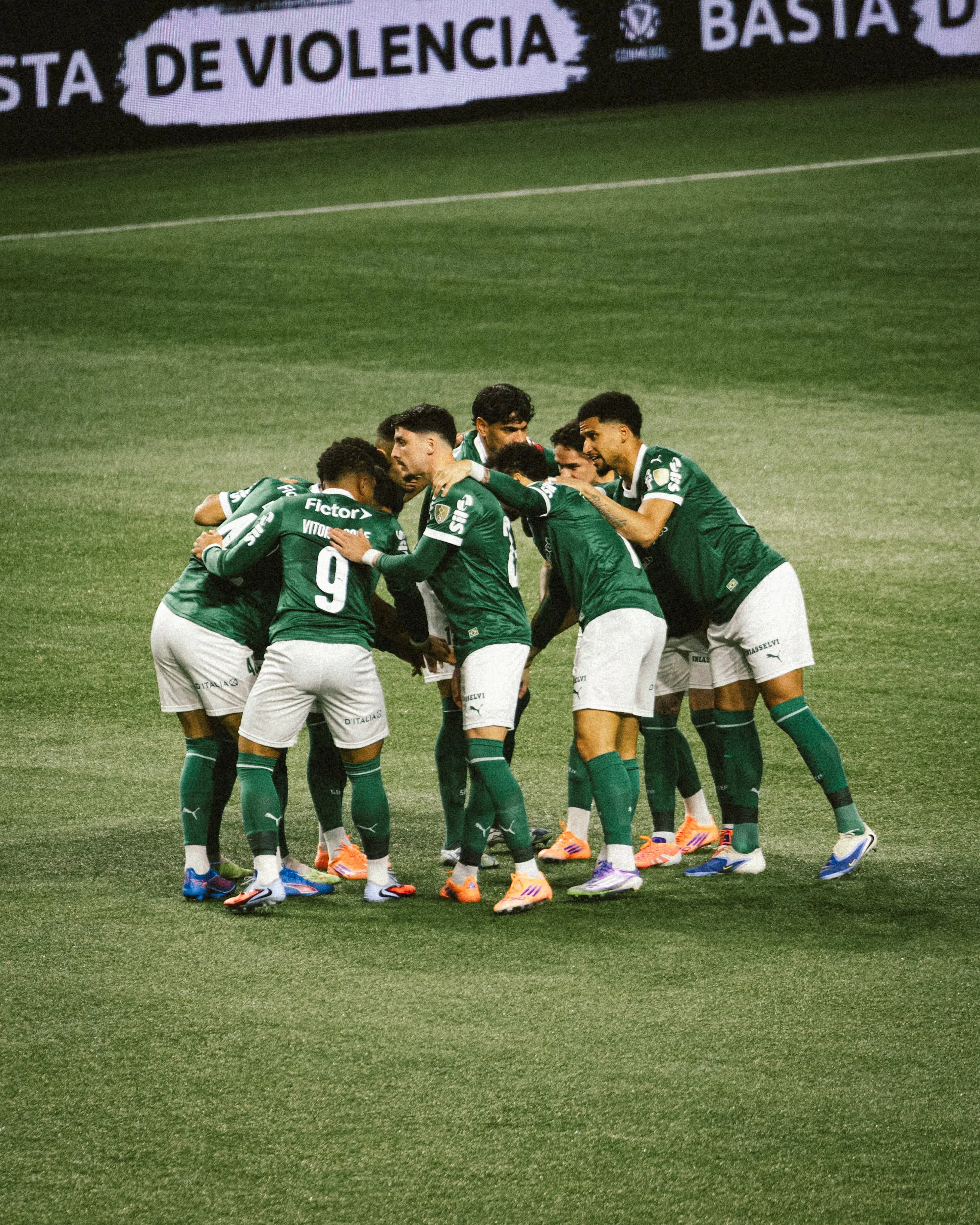 Palmeiras consegue virada emocionante no segundo tempo, elimina o River Plate e se classifica para a semifinal da Libertadores; saiba como foi o jogo