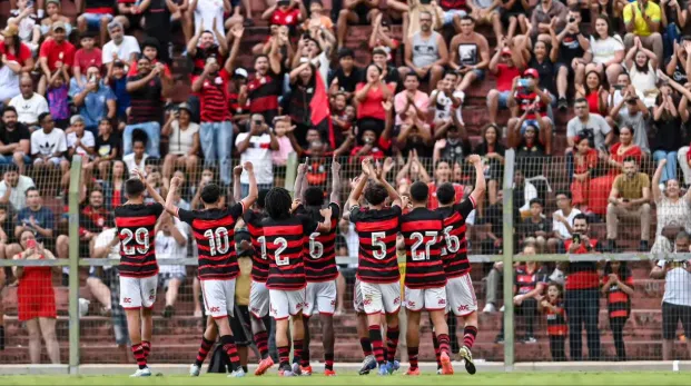 Super Flamengo de 2025: Danilo e Jorginho Cada Vez Mais Próximos do Mengão
